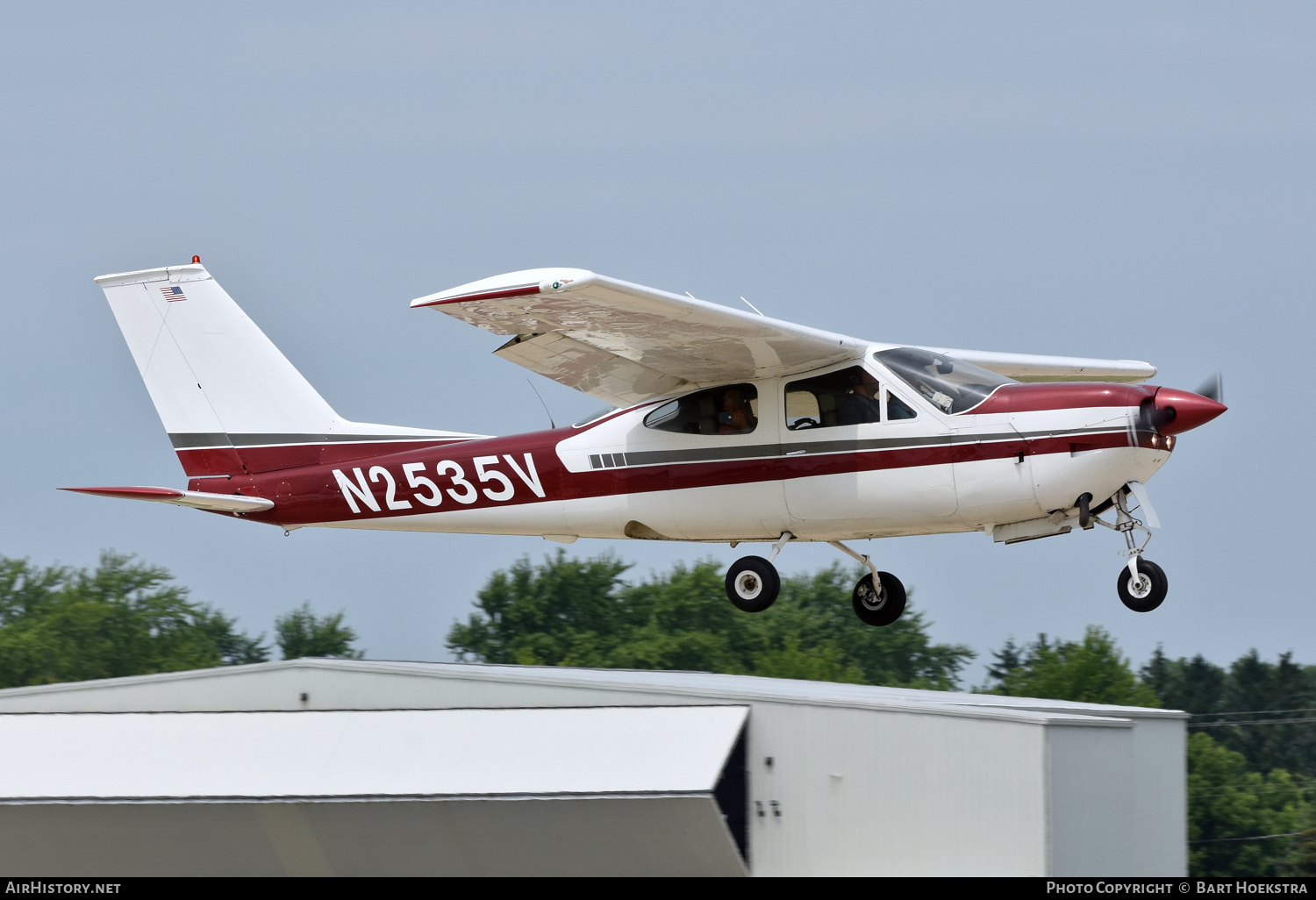 Aircraft Photo of N2535V | Cessna 177RG Cardinal RG | AirHistory.net #794310
