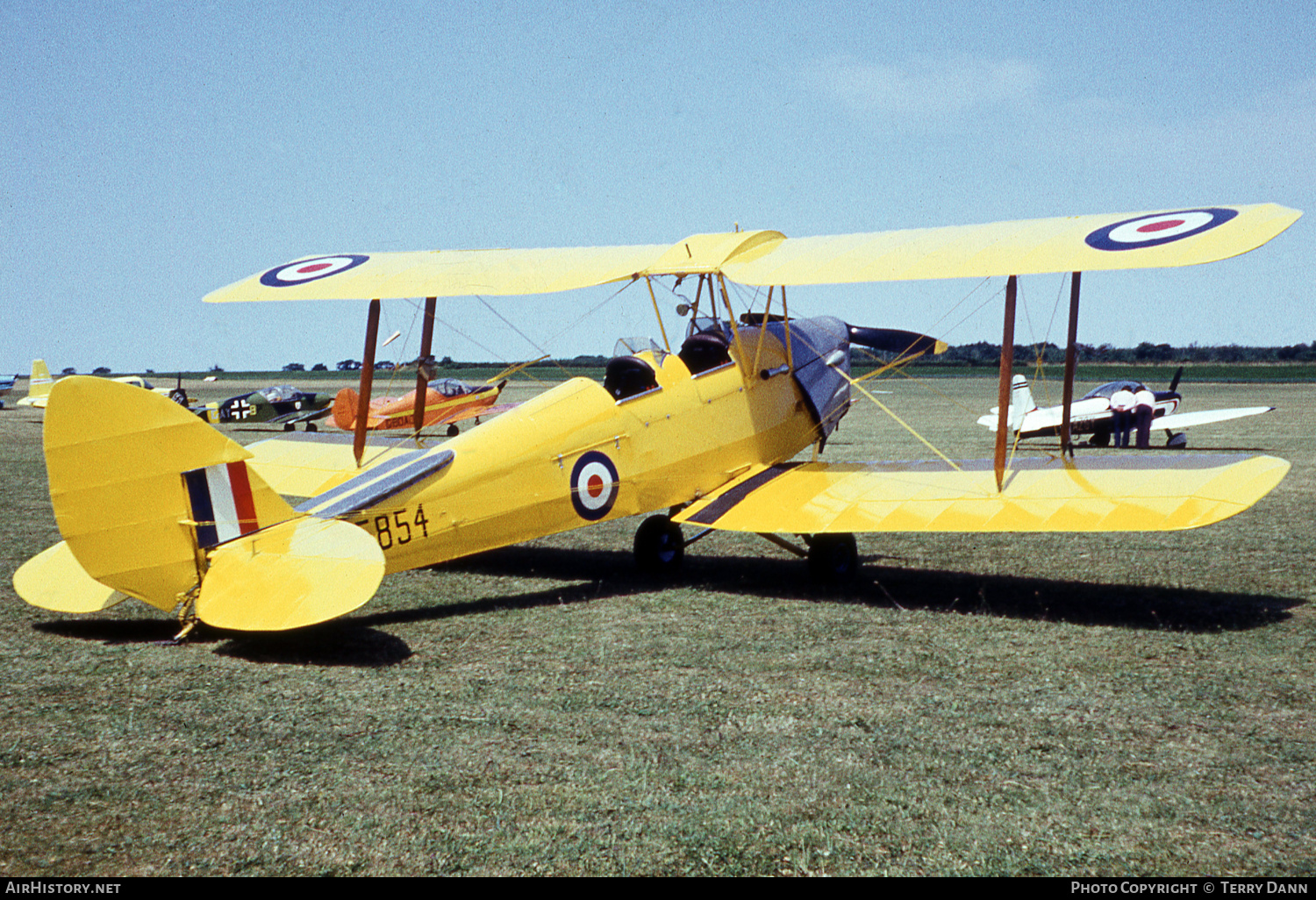 Aircraft Photo of G-ANKK / T5854 | De Havilland D.H. 82A Tiger Moth II | UK - Air Force | AirHistory.net #794376