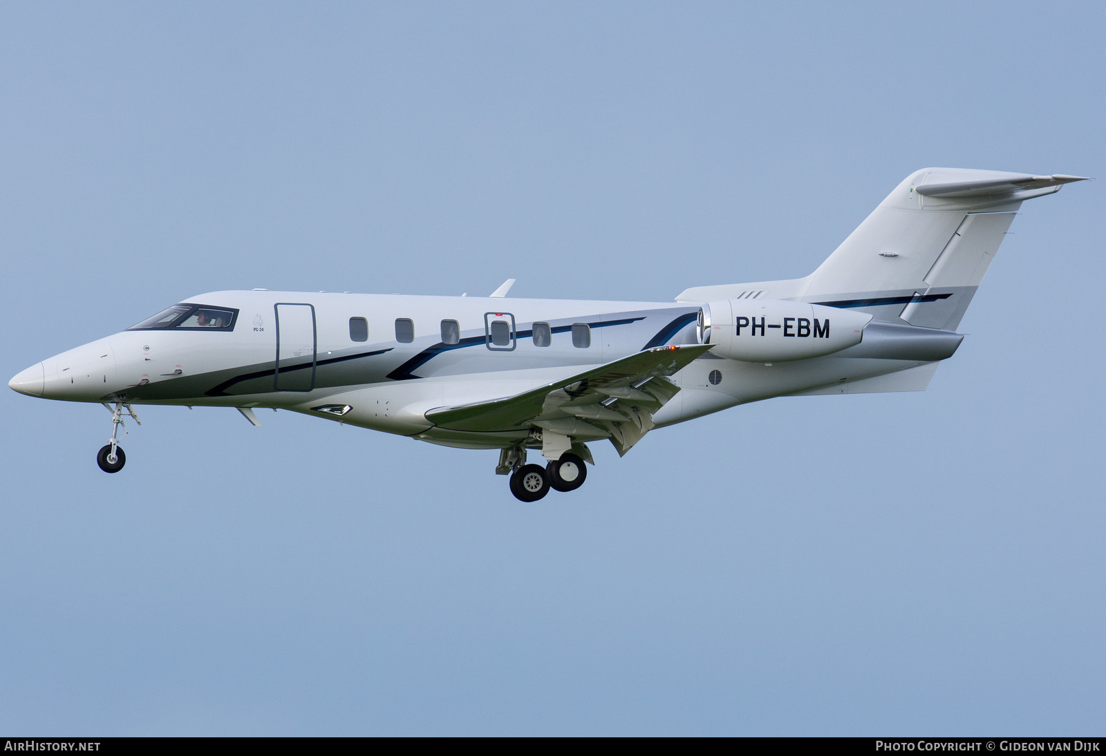 Aircraft Photo of PH-EBM | Pilatus PC-24 | AirHistory.net #794388