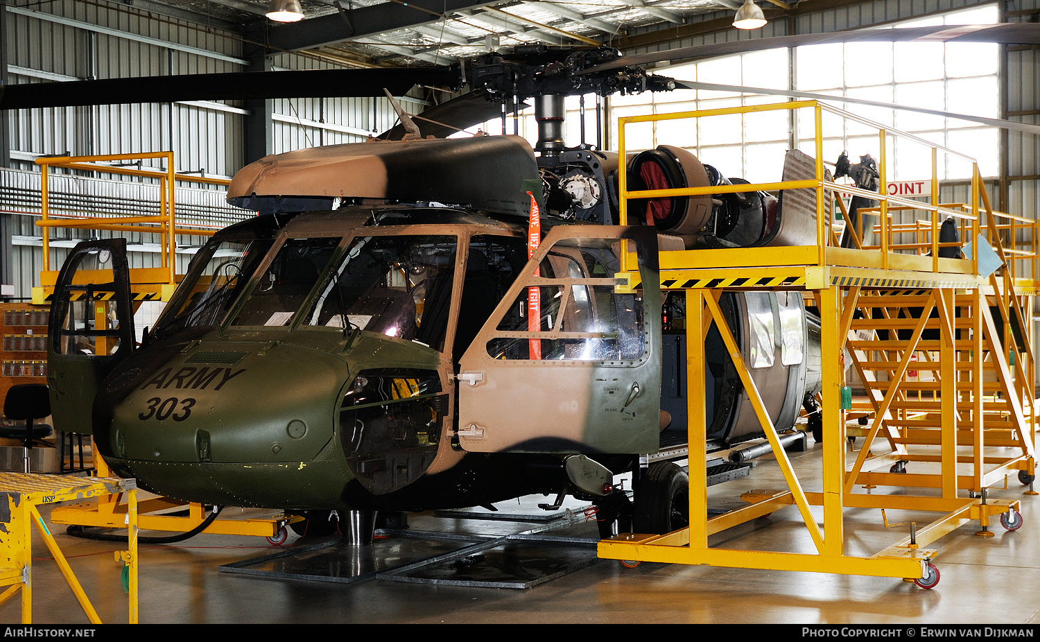 Aircraft Photo of A25-303 | Sikorsky S-70A-9 Black Hawk | Australia - Army | AirHistory.net #794419