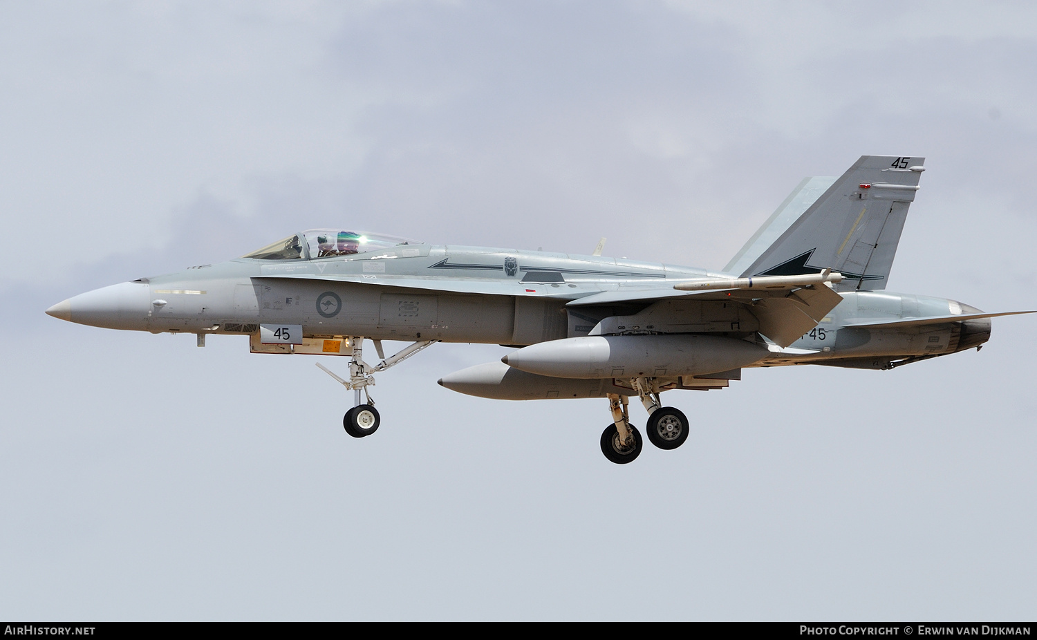 Aircraft Photo of A21-45 | McDonnell Douglas F/A-18A Hornet | Australia - Air Force | AirHistory.net #794457