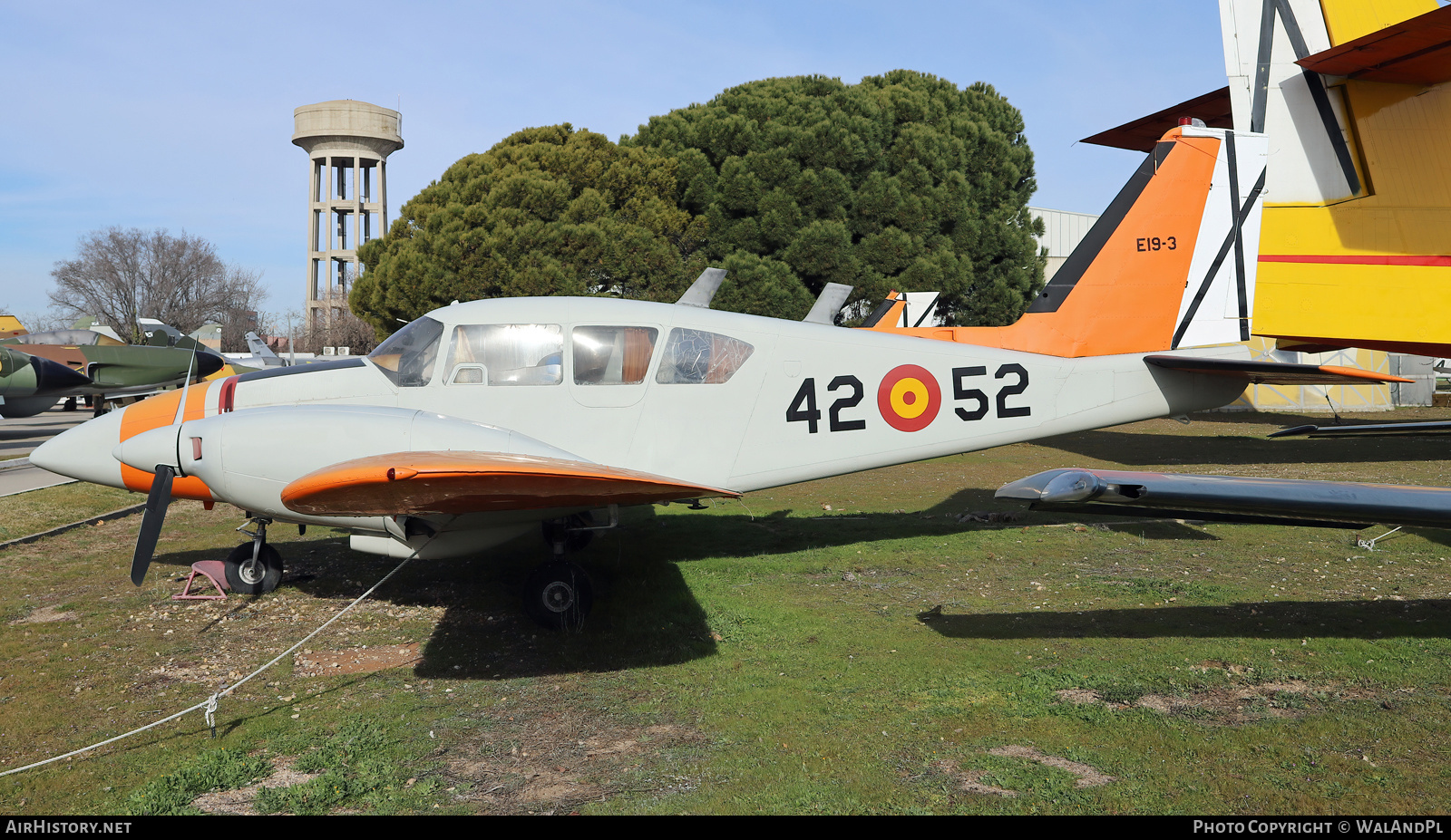 Aircraft Photo of E.19-3 | Piper PA-23-250 Aztec E | Spain - Air Force | AirHistory.net #794508