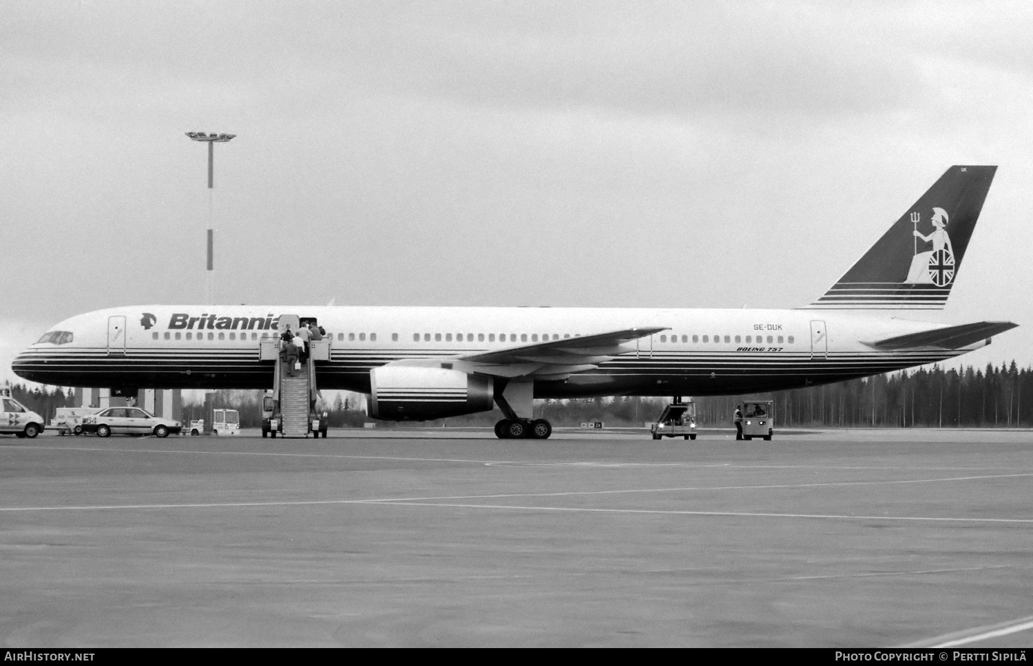 Aircraft Photo of SE-DUK | Boeing 757-236 | Britannia Nordic | AirHistory.net #794668