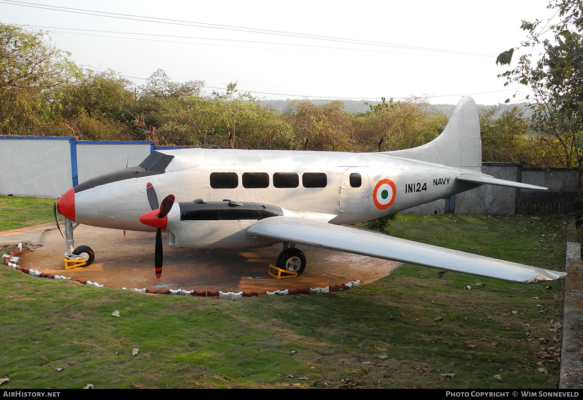Aircraft Photo of IN124 | De Havilland D.H. 104 Dove ... | India - Navy | AirHistory.net #794711