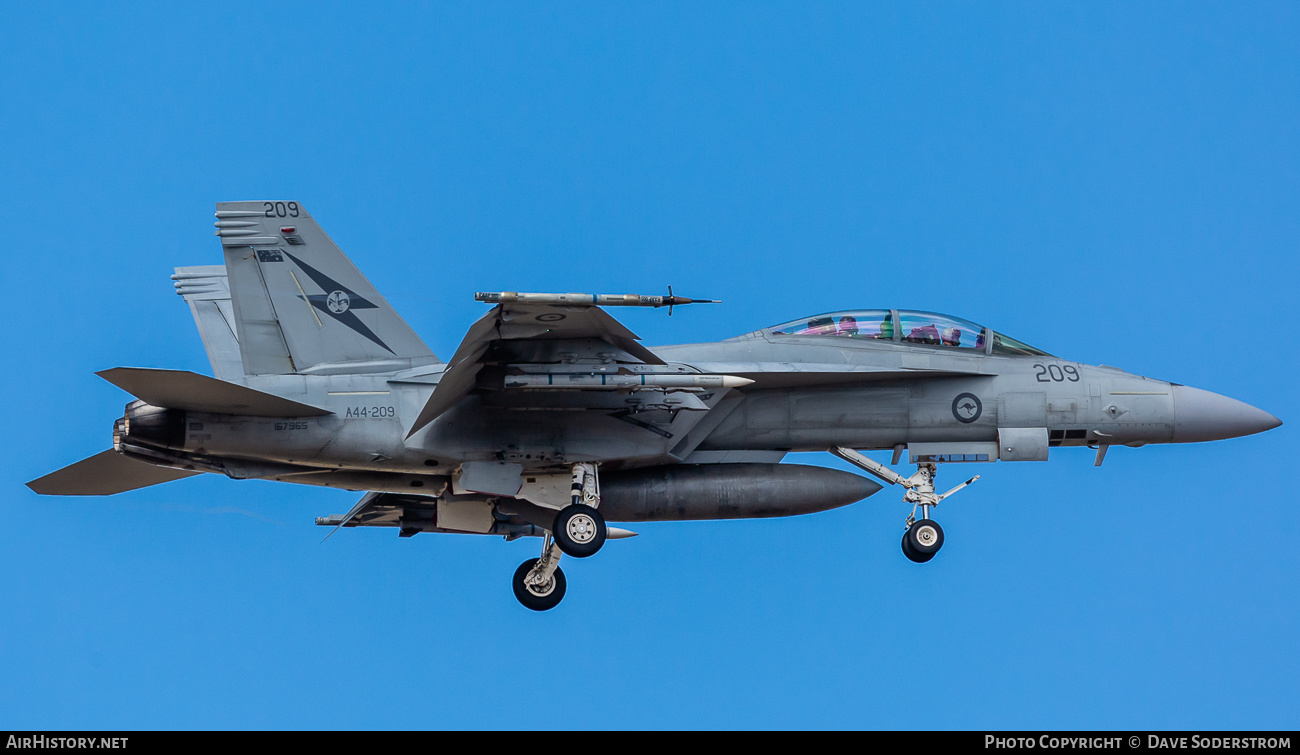 Aircraft Photo of A44-209 / 167965 | Boeing F/A-18F Super Hornet | Australia - Air Force | AirHistory.net #794712