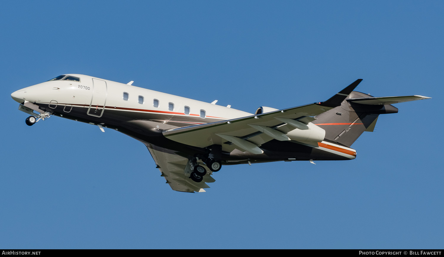 Aircraft Photo of C-GOXB | Bombardier Challenger 350 (BD-100-1A10) | AirHistory.net #794729
