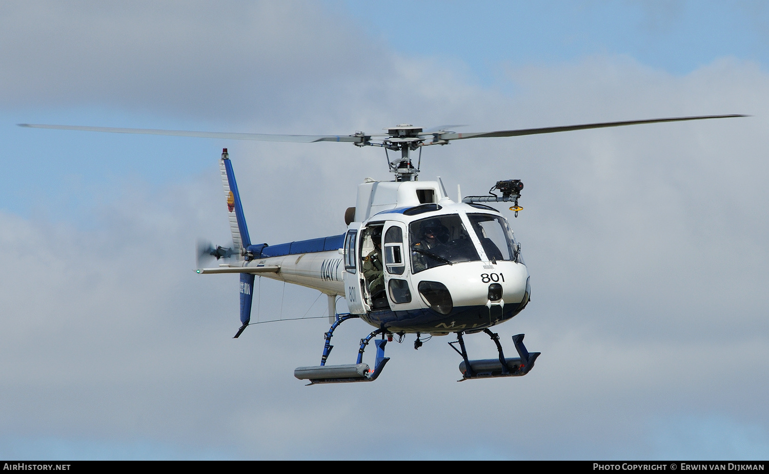 Aircraft Photo of N22-001 | Aerospatiale AS-350BA Squirrel | Australia - Navy | AirHistory.net #794778
