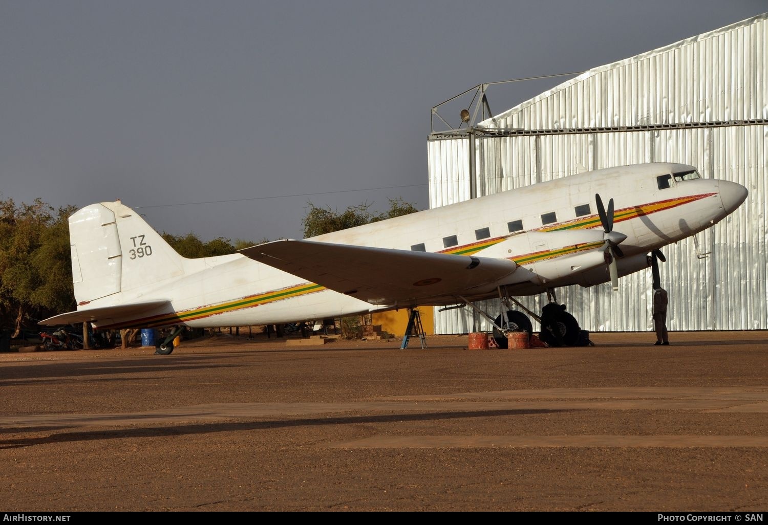 Aircraft Photo of TZ-390 | Basler BT-67 Turbo-67 | Mali - Air Force | AirHistory.net #794785