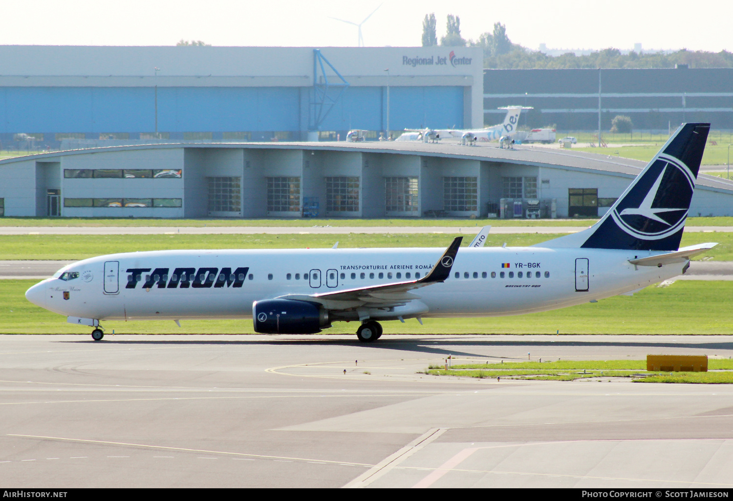Aircraft Photo of YR-BGK | Boeing 737-800 | TAROM - Transporturile Aeriene Române | AirHistory.net #794804