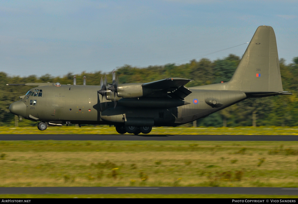 Aircraft Photo of XV295 / 295 | Lockheed C-130K Hercules C1P (L-382) | UK - Air Force | AirHistory.net #794984