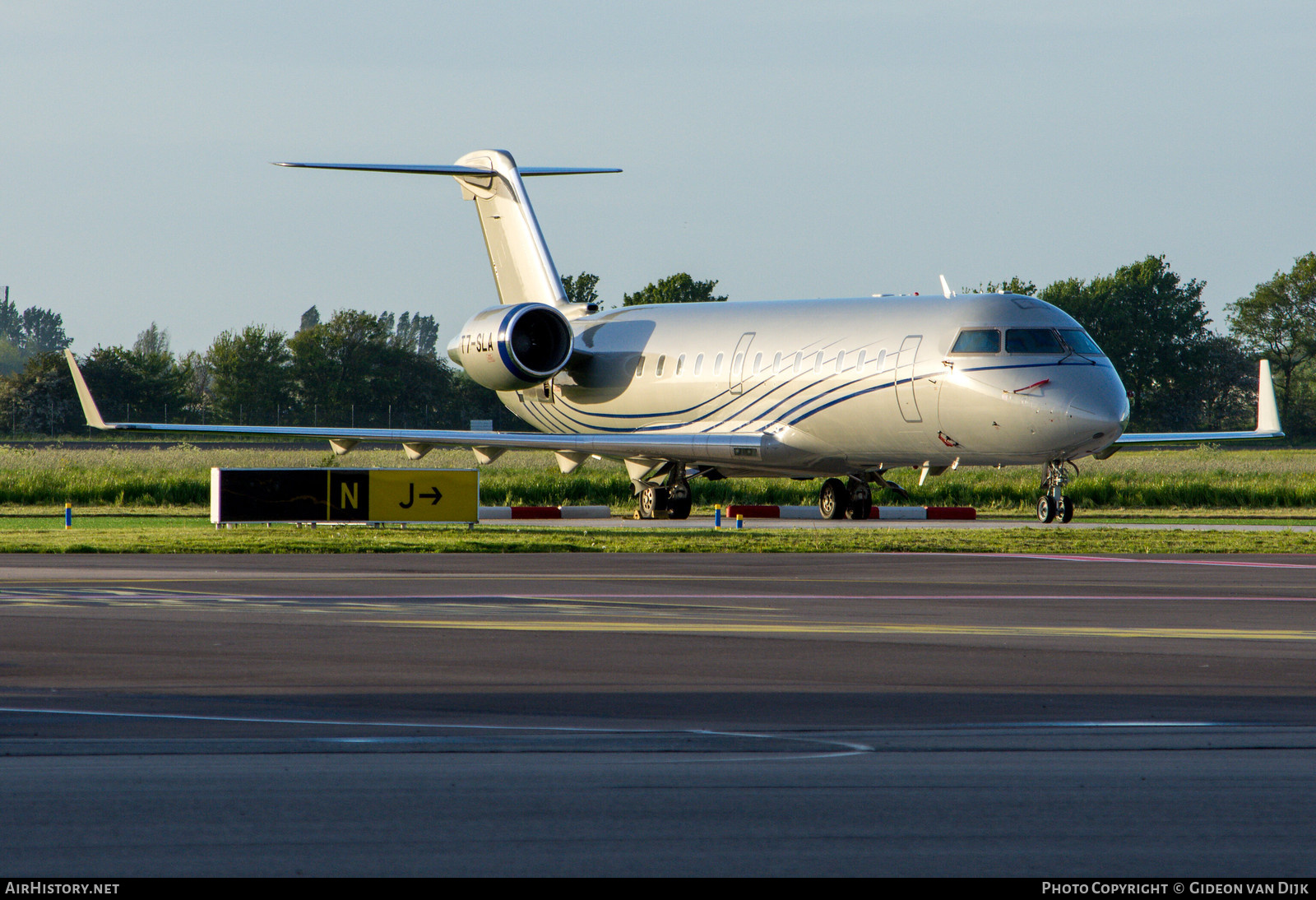 Aircraft Photo of T7-SLA | Bombardier Challenger 850 (CRJ-200SE/CL-600-2B19) | AirHistory.net #795040