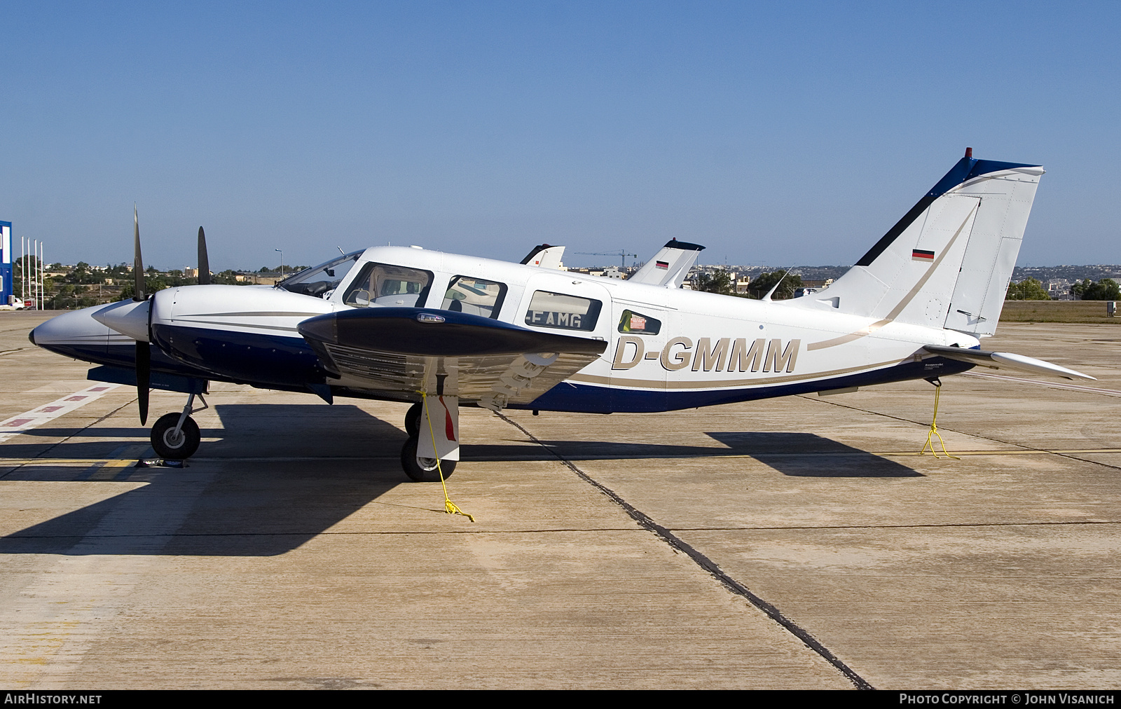 Aircraft Photo of D-GMMM | Piper PA-34-200T Seneca II | AirHistory.net #795175