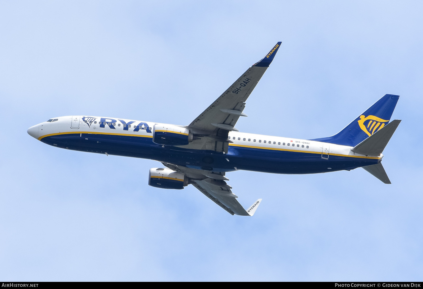 Aircraft Photo of 9H-QAH | Boeing 737-800 | Ryanair | AirHistory.net #795237