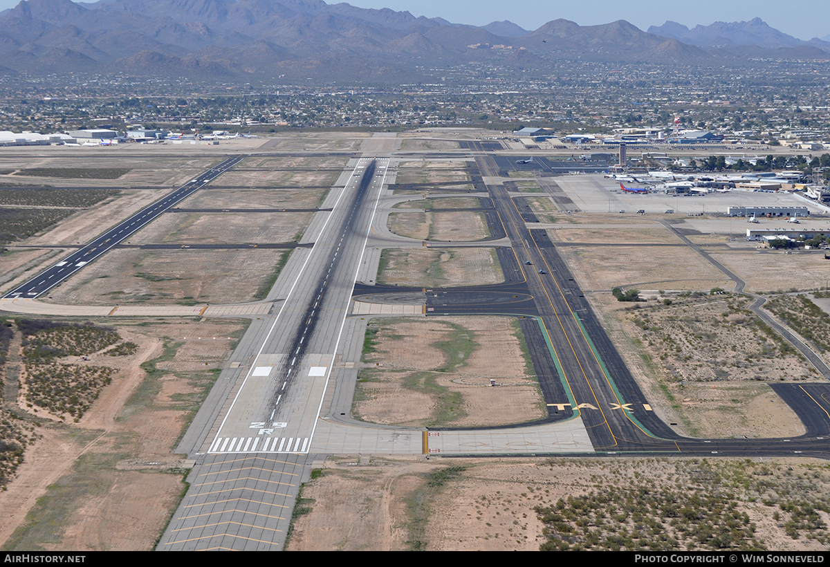 Airport photo of Tucson - International (KTUS / TUS) in Arizona, United States | AirHistory.net #795427