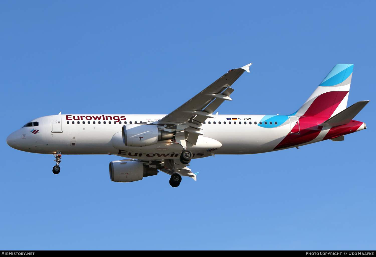 Aircraft Photo of D-ABZI | Airbus A320-216 | Eurowings | AirHistory.net #795447