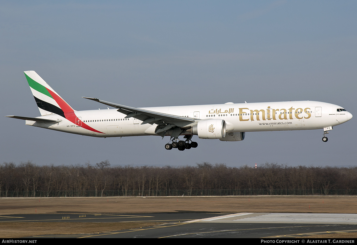 Aircraft Photo of A6-EPS | Boeing 777-300/ER | Emirates | AirHistory.net #795465
