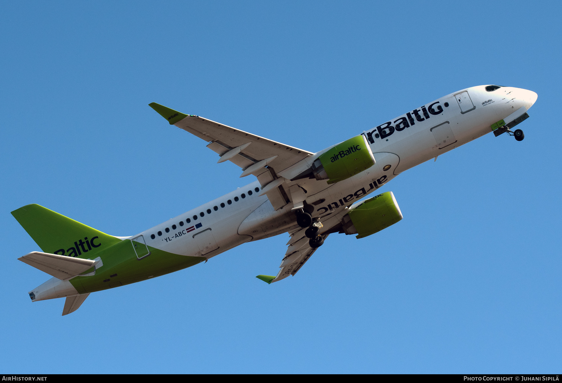 Aircraft Photo of YL-ABC | Airbus A220-371 (BD-500-1A11) | AirBaltic | AirHistory.net #795484