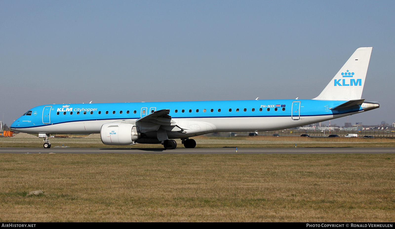 Aircraft Photo of PH-NXK | Embraer 195-E2 (ERJ-190-400) | KLM Cityhopper | AirHistory.net #795636