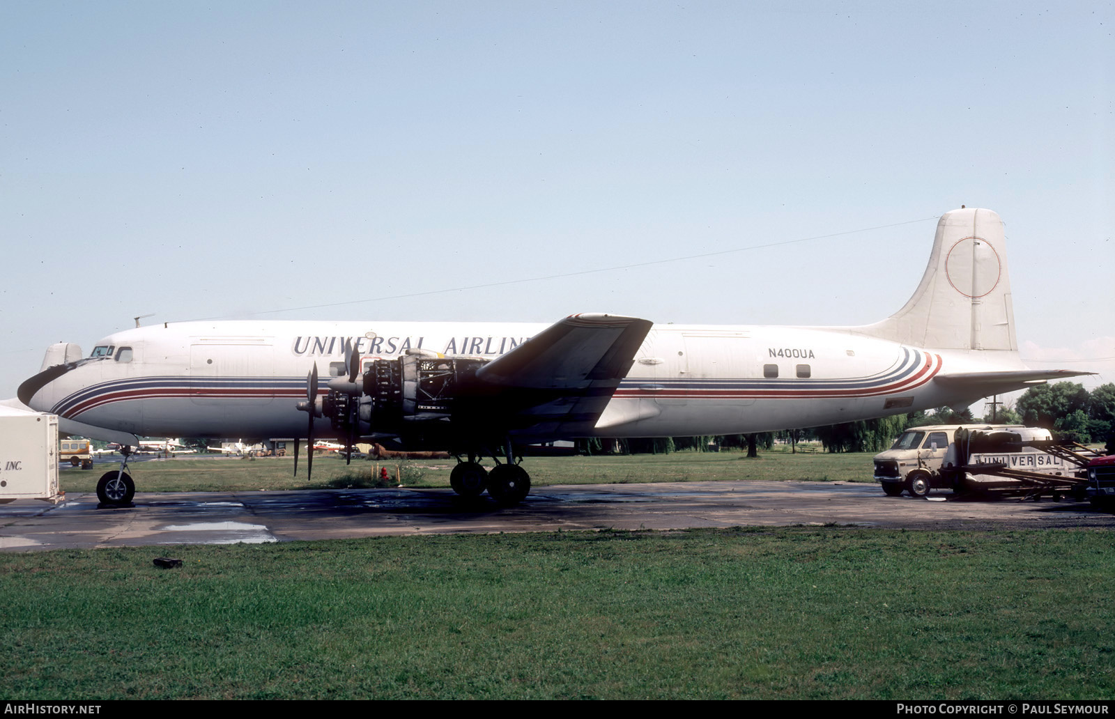 Aircraft Photo of N400UA | Douglas DC-6A | Universal Airlines | AirHistory.net #795655