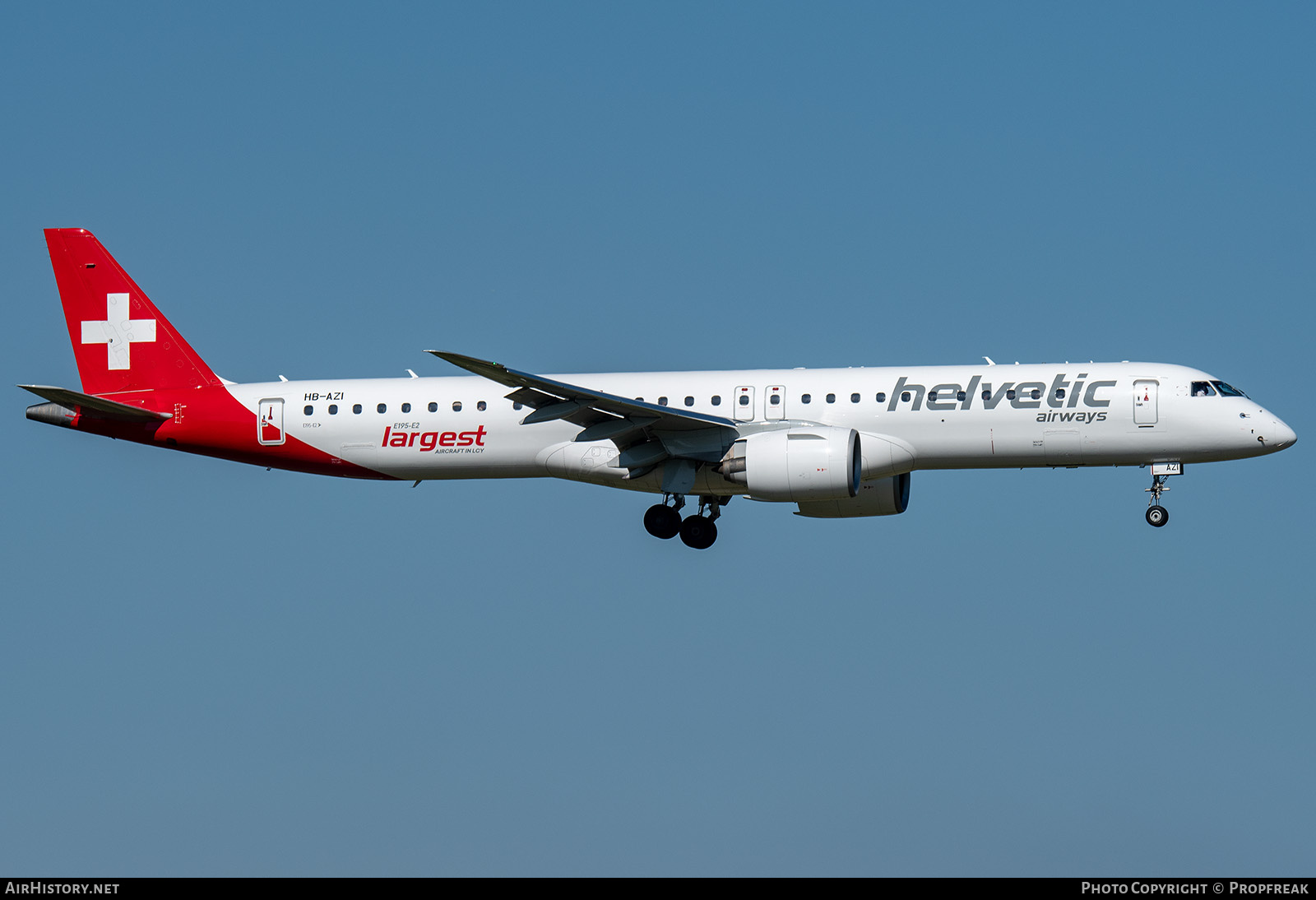 Aircraft Photo of HB-AZI | Embraer 195-E2 (ERJ-190-400) | Helvetic Airways | AirHistory.net #795659