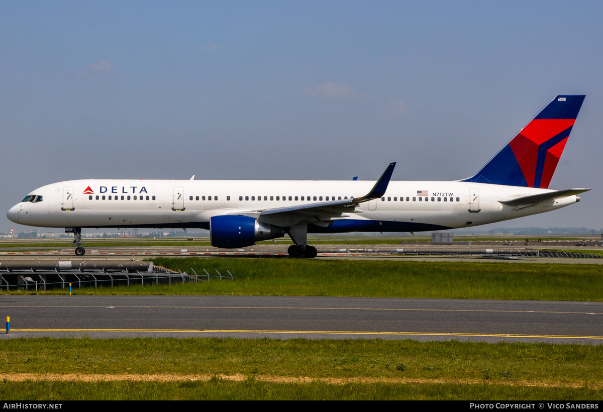 Aircraft Photo of N712TW | Boeing 757-2Q8 | Delta Air Lines | AirHistory.net #795777