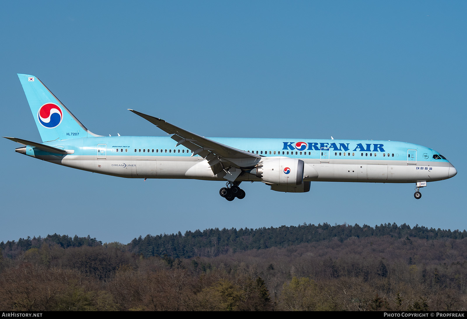 Aircraft Photo of HL7207 | Boeing 787-9 Dreamliner | Korean Air | AirHistory.net #795797