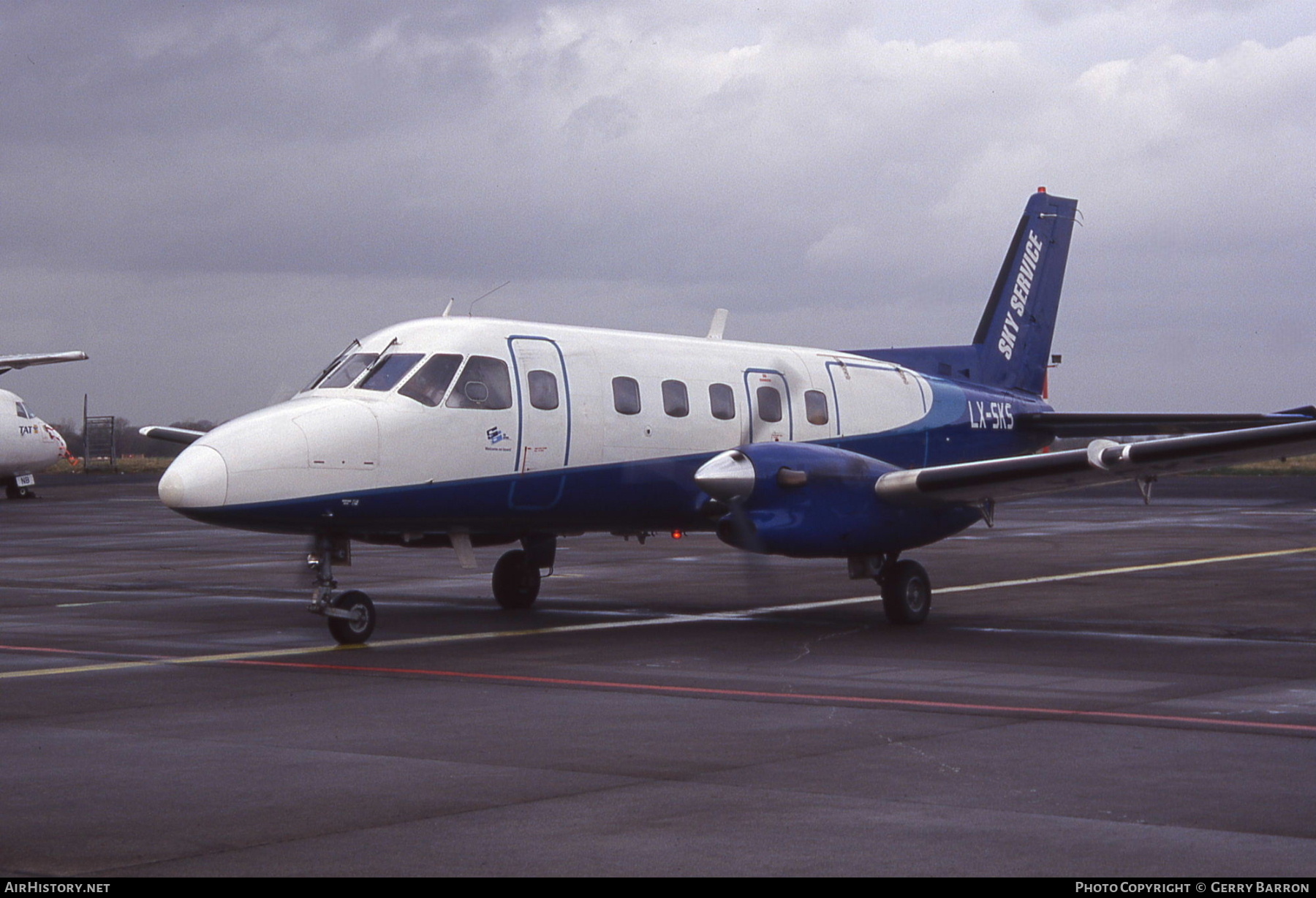 Aircraft Photo of LX-SKS | Embraer EMB-110P1 Bandeirante | Sky Service | AirHistory.net #795802