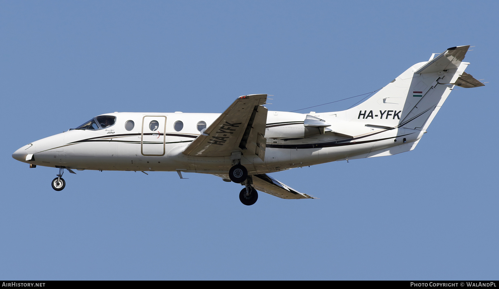 Aircraft Photo of HA-YFK | Beech Beechjet 400 | AirHistory.net #795951