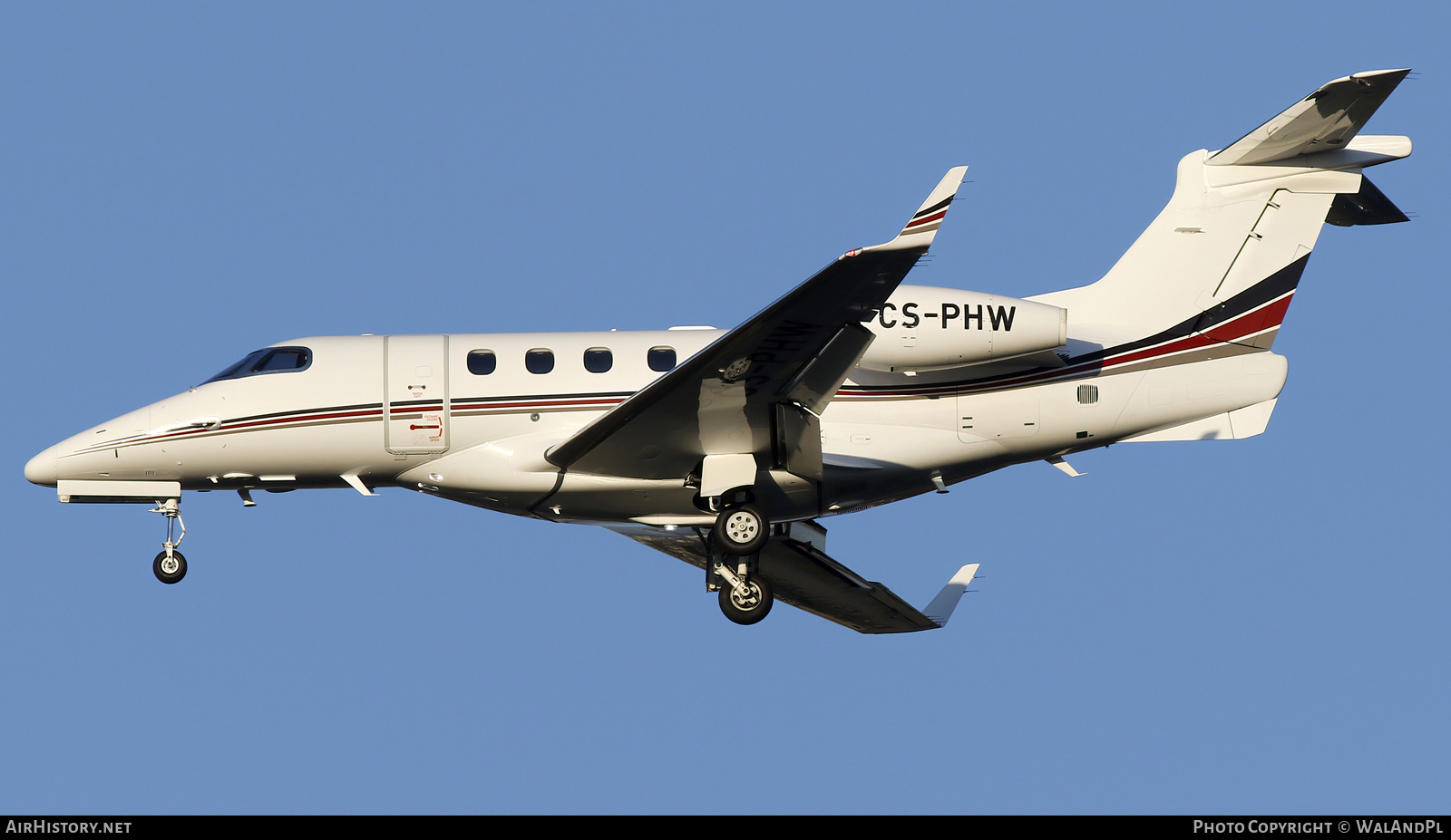 Aircraft Photo of CS-PHW | Embraer EMB-505 Phenom 300 | AirHistory.net #795965