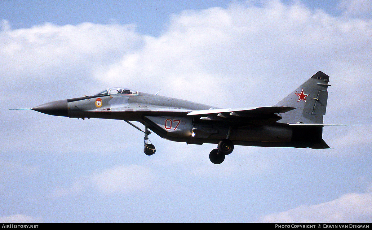 Aircraft Photo of 07 red | Mikoyan-Gurevich MiG-29 (9-13) | Russia - Air Force | AirHistory.net #795983
