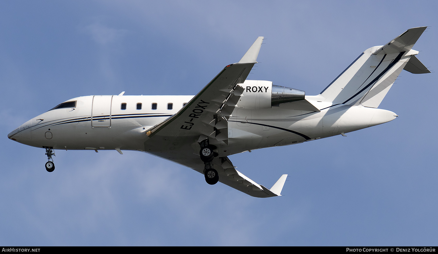 Aircraft Photo of EJ-ROXY | Bombardier Challenger 605 (CL-600-2B16) | AirHistory.net #796001