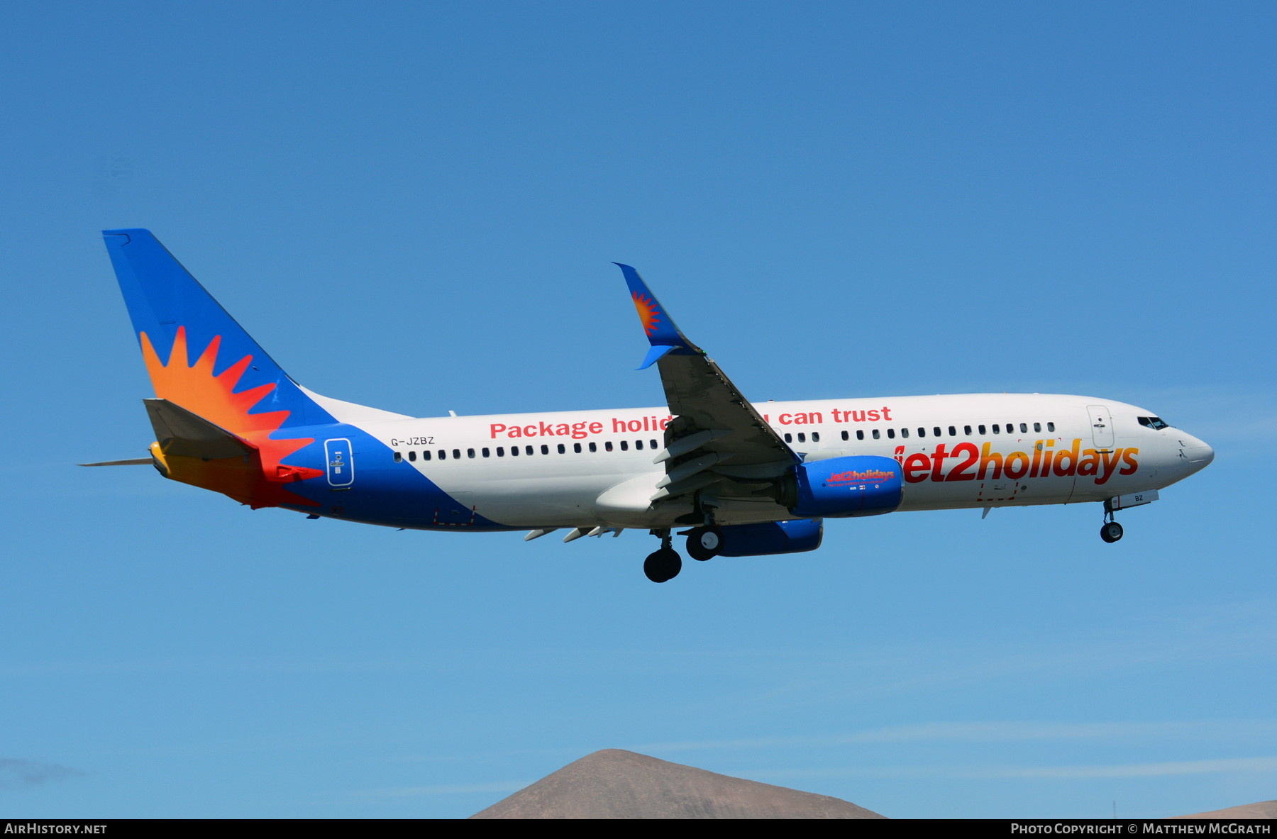 Aircraft Photo of G-JZBZ | Boeing 737-86J | Jet2 Holidays | AirHistory.net #796004