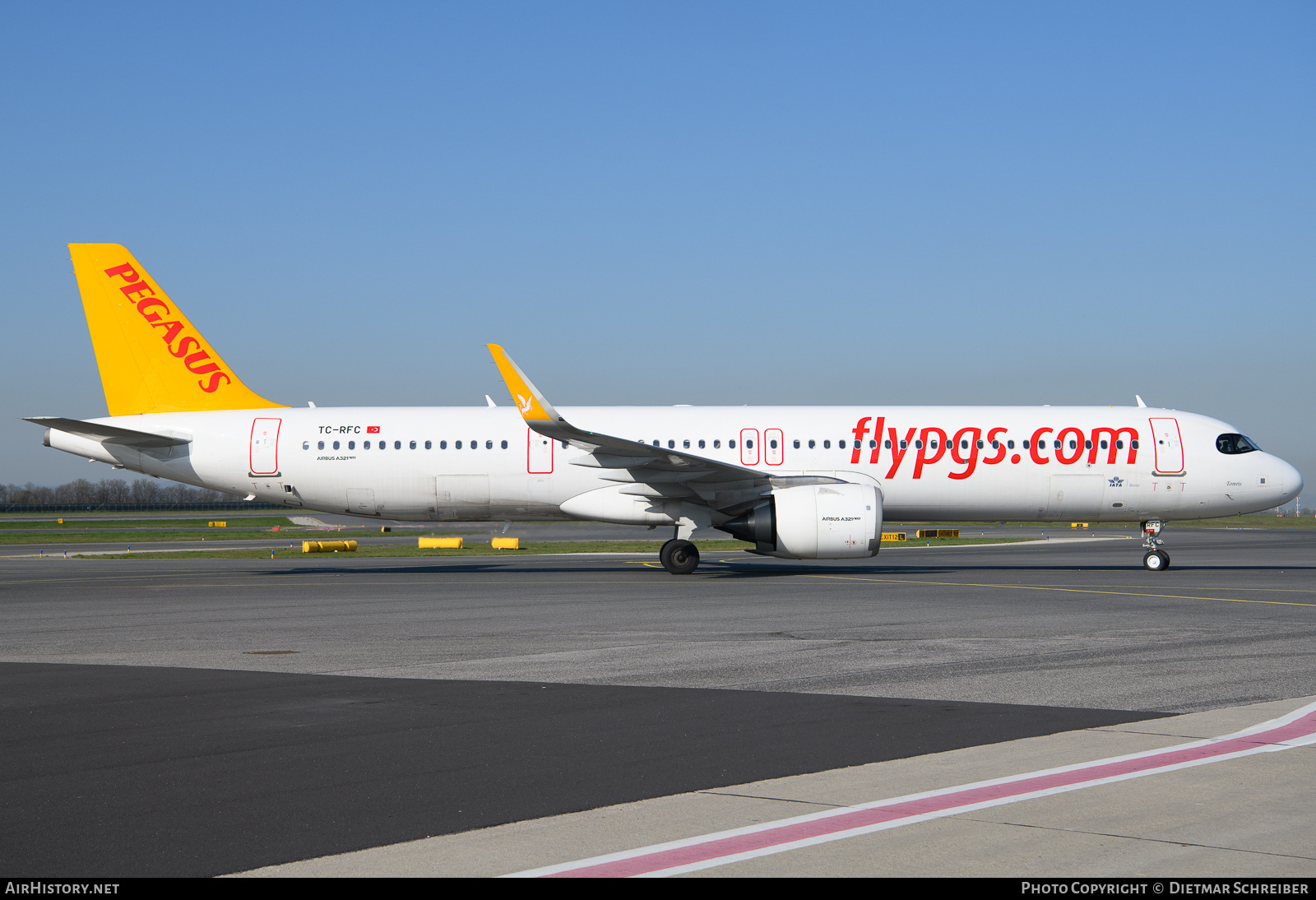 Aircraft Photo of TC-RFC | Airbus A321-251NX | Pegasus Airlines | AirHistory.net #796144