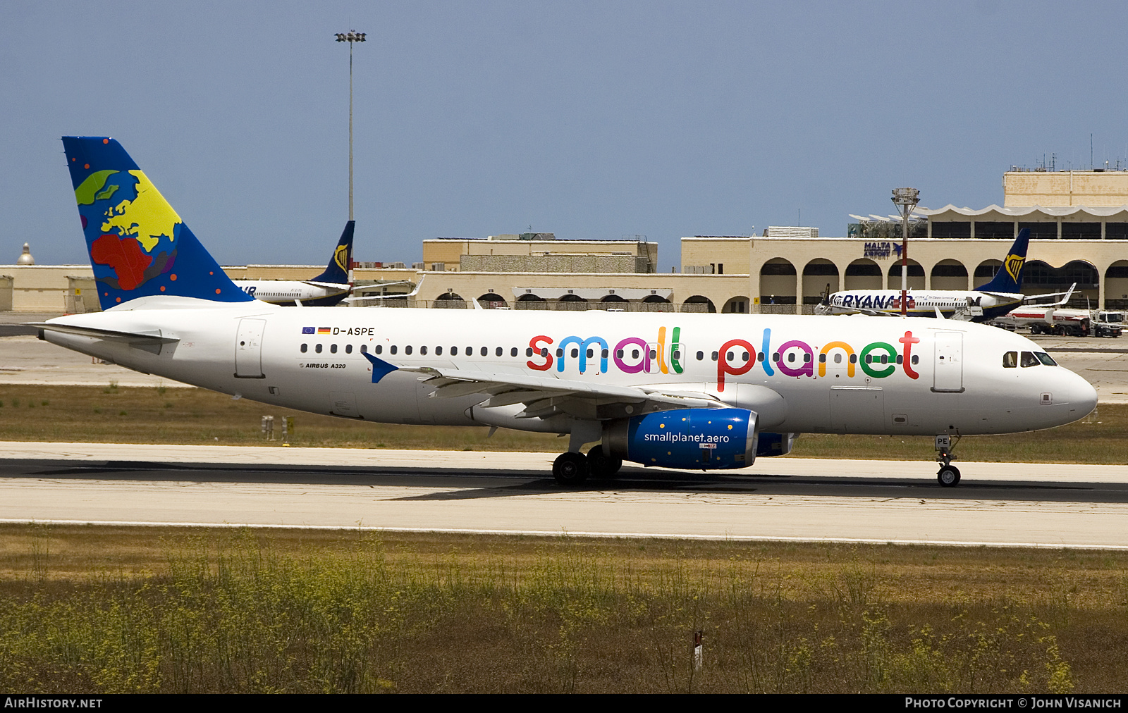 Aircraft Photo of D-ASPE | Airbus A320-232 | Small Planet Airlines | AirHistory.net #796152