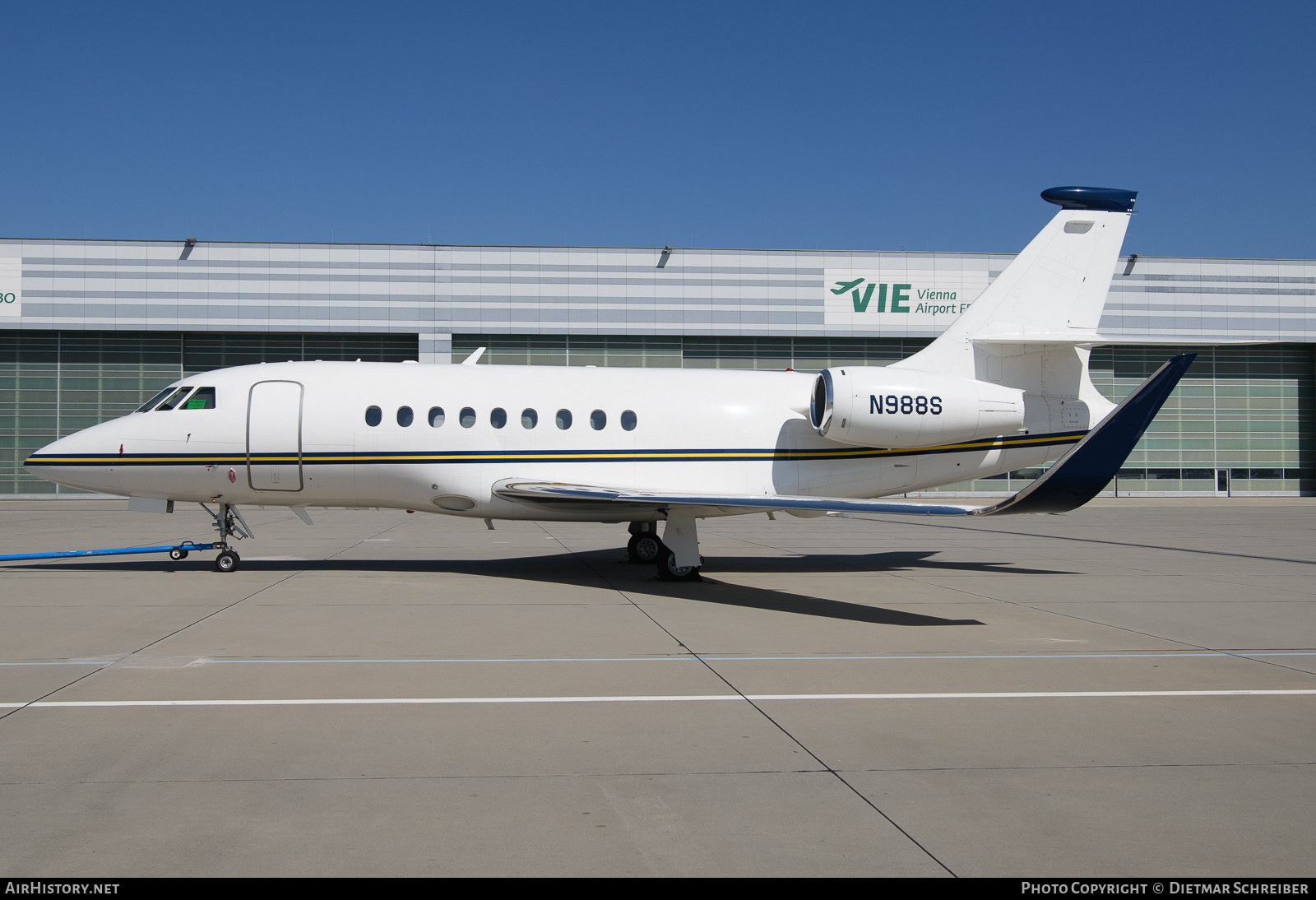 Aircraft Photo of N988S | Dassault Falcon 2000 | AirHistory.net #796183