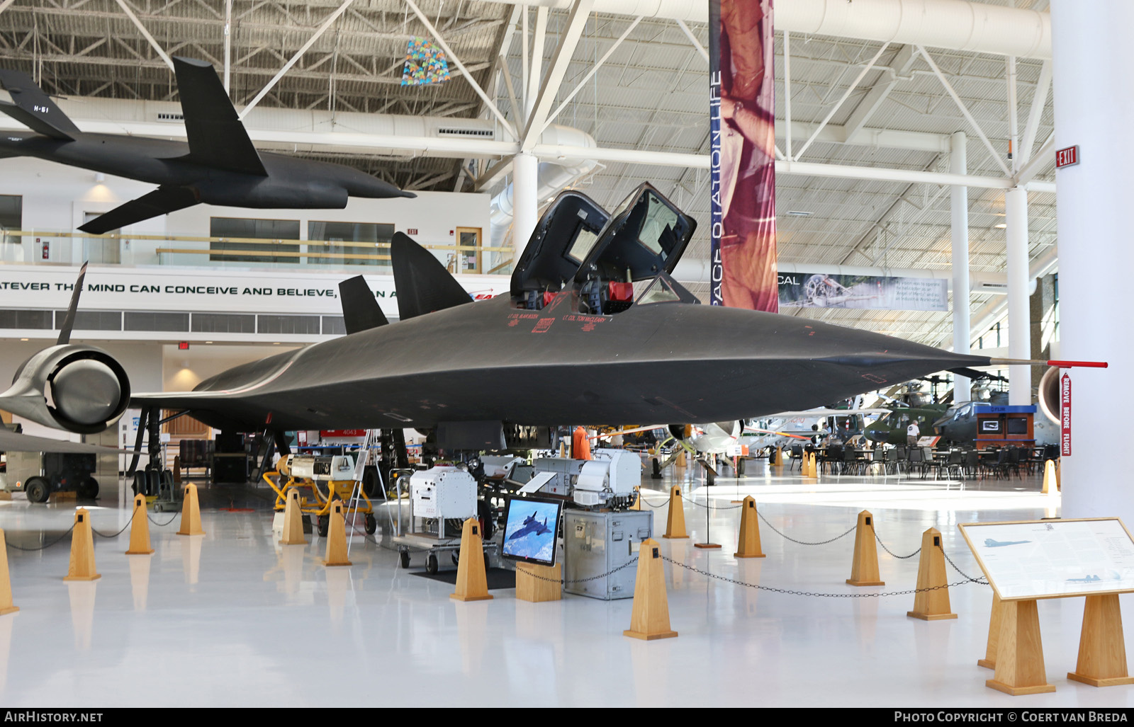 Aircraft Photo of 61-7971 / AF61971 | Lockheed SR-71A Blackbird | USA - Air Force | AirHistory.net #796209