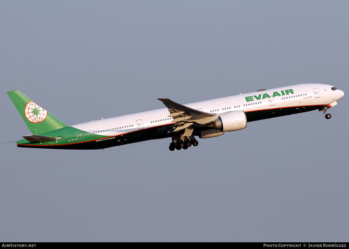 Aircraft Photo of B-16738 | Boeing 777-300/ER | EVA Air | AirHistory.net #796295