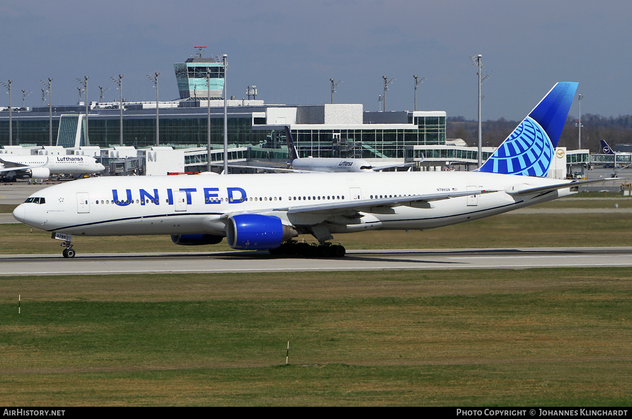 Aircraft Photo of N786UA | Boeing 777-222/ER | United Airlines | AirHistory.net #796296