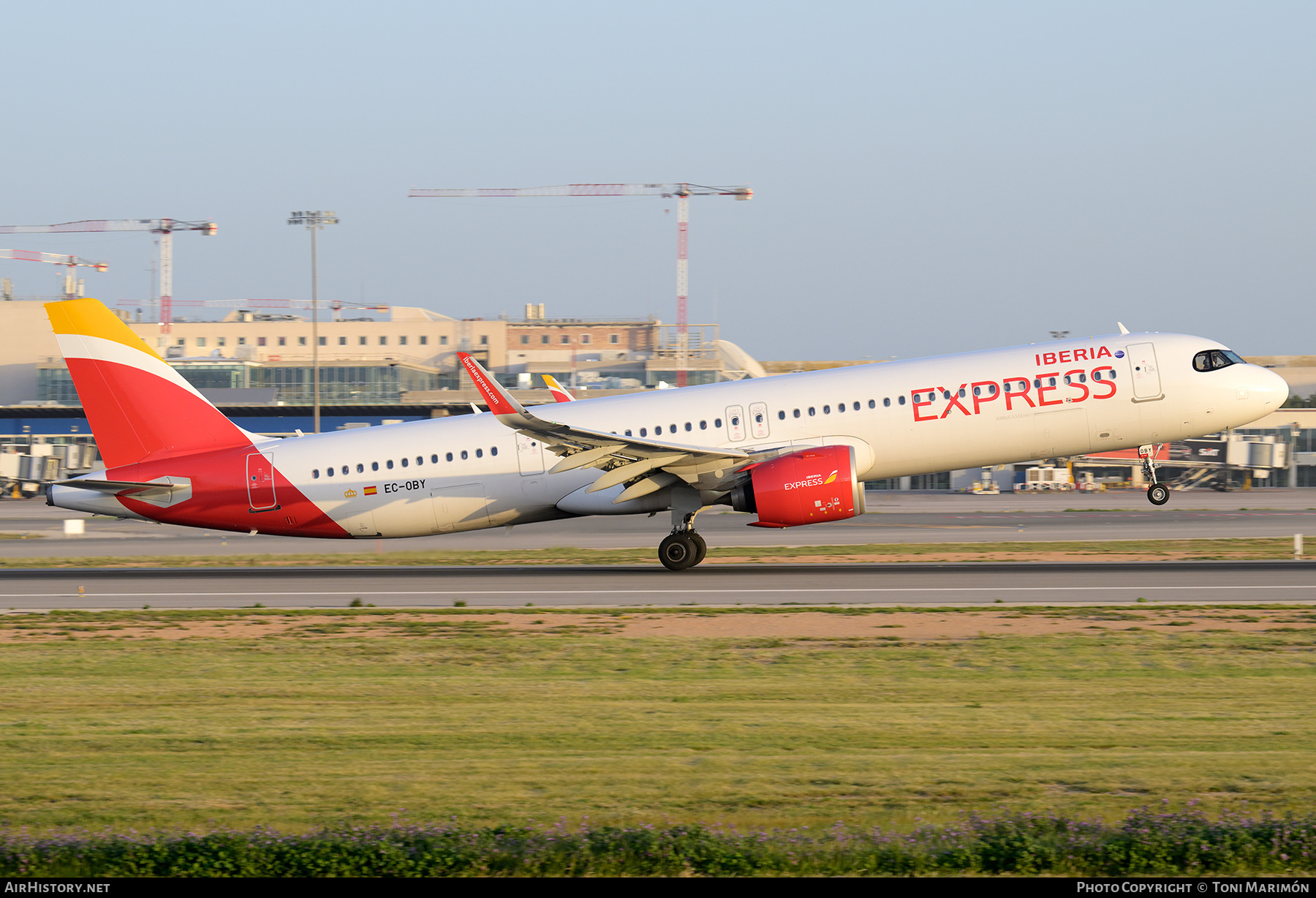 Aircraft Photo of EC-OBY | Airbus A321-271NX | Iberia Express | AirHistory.net #796333