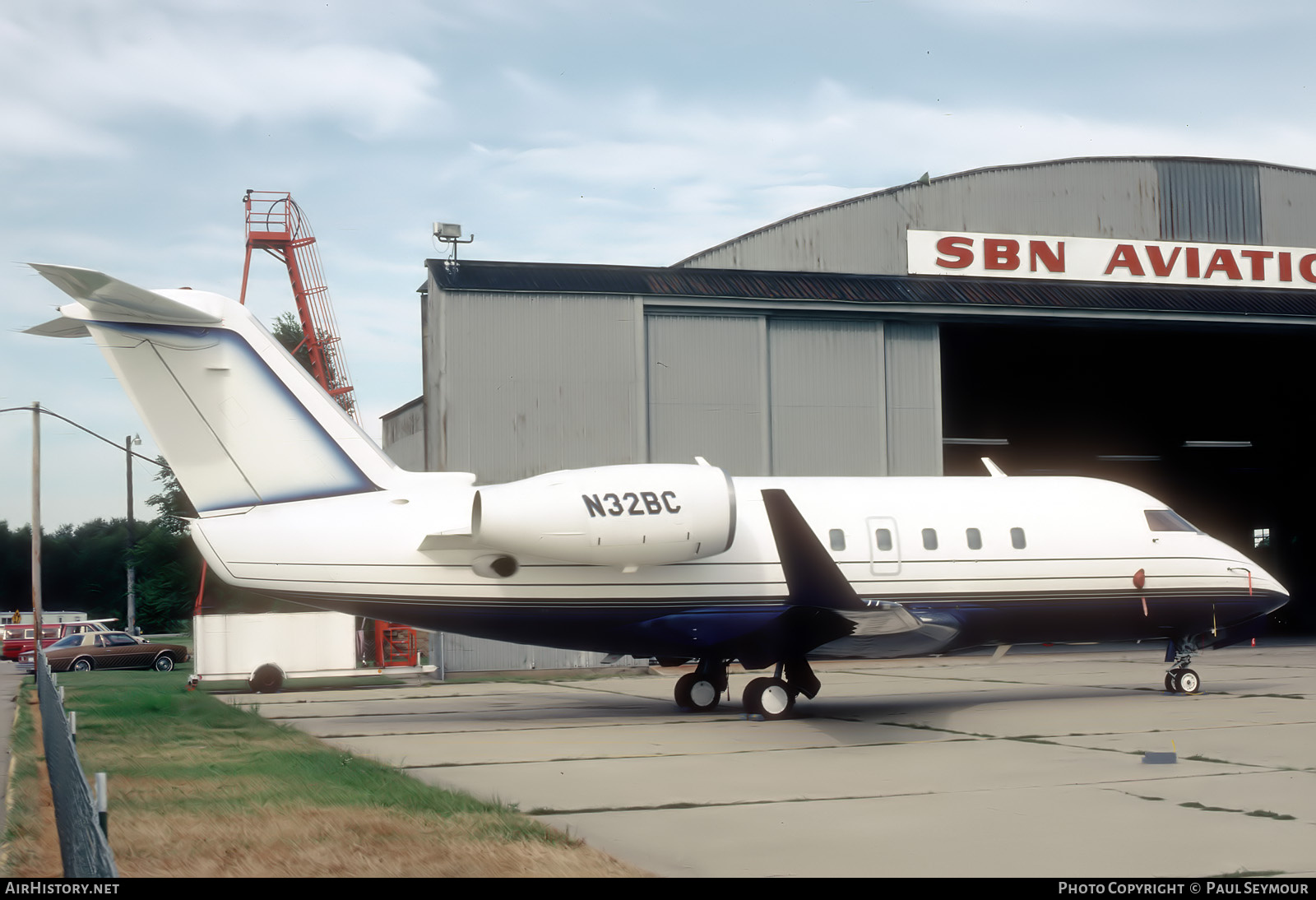 Aircraft Photo of N32BC | Canadair Challenger 600S (CL-600-1A11) | AirHistory.net #796390