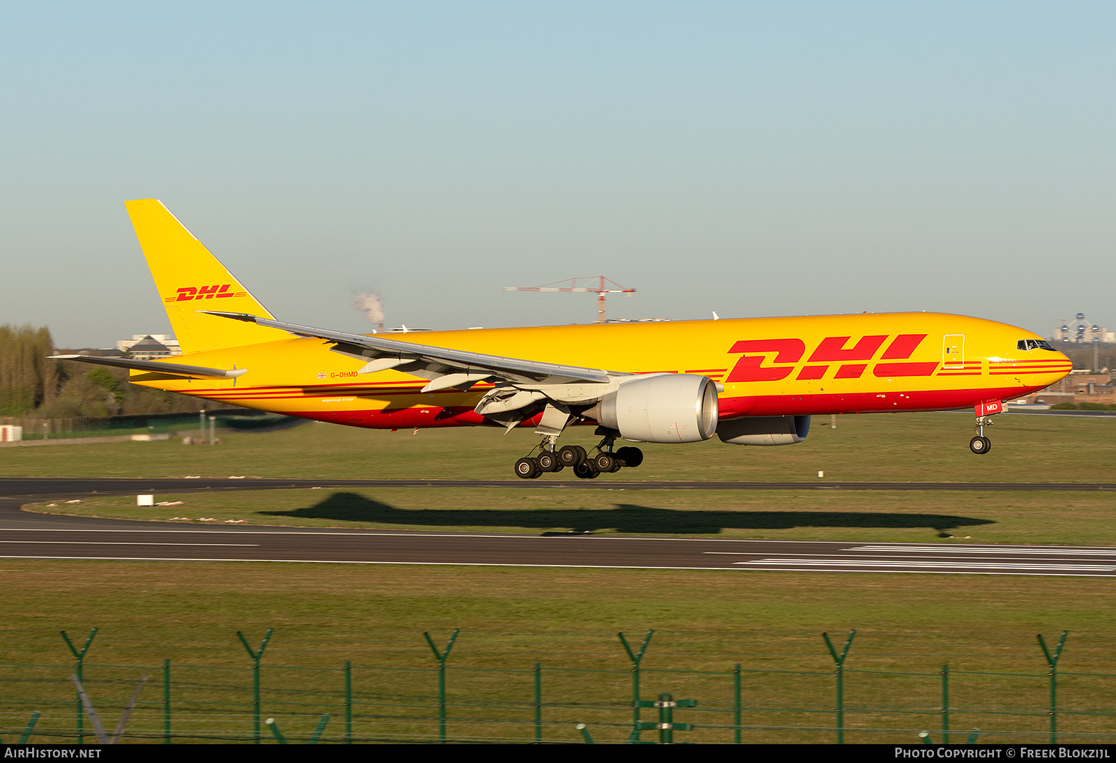 Aircraft Photo of G-DHMD | Boeing 777-FZB | DHL International | AirHistory.net #796432