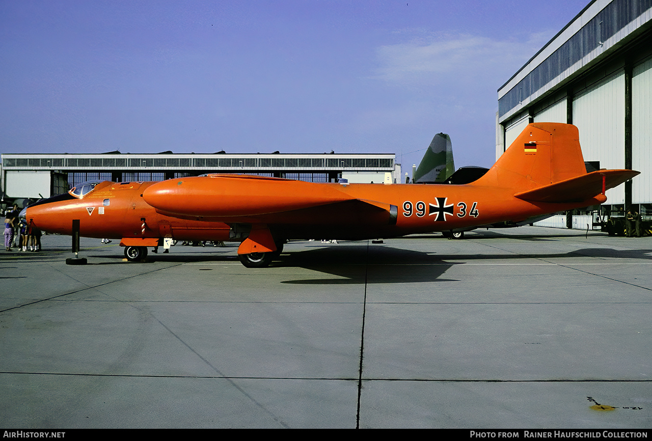Aircraft Photo of 9934 | English Electric Canberra B2 | Germany - Air Force | AirHistory.net #796469