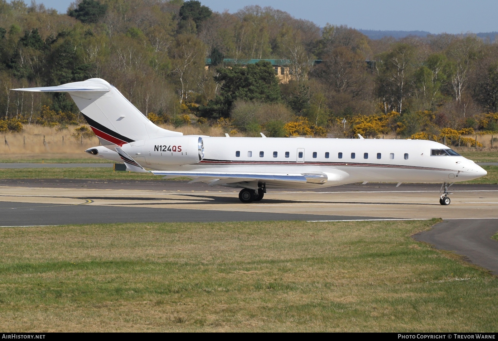 Aircraft Photo of N124QS | Bombardier Global 5500 (BD-700-1A11) | AirHistory.net #796491