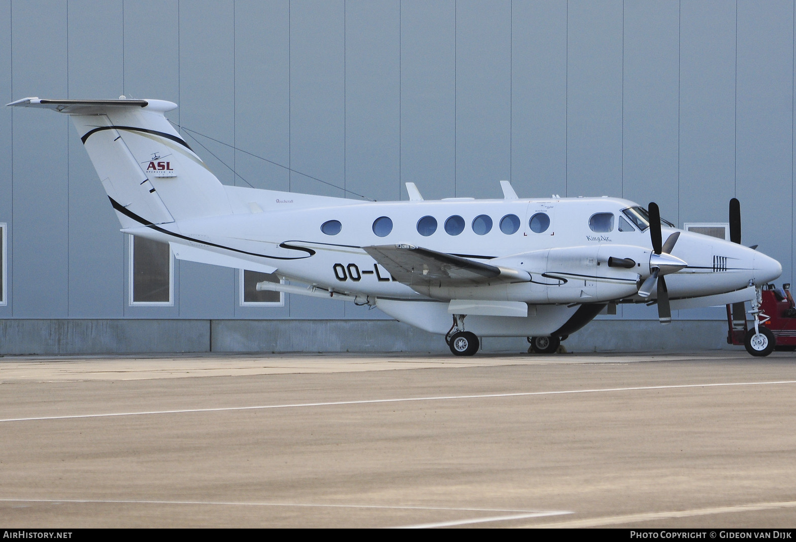 Aircraft Photo of OO-LET | Beech B200 Super King Air | ASL - Air Service Liège | AirHistory.net #796517