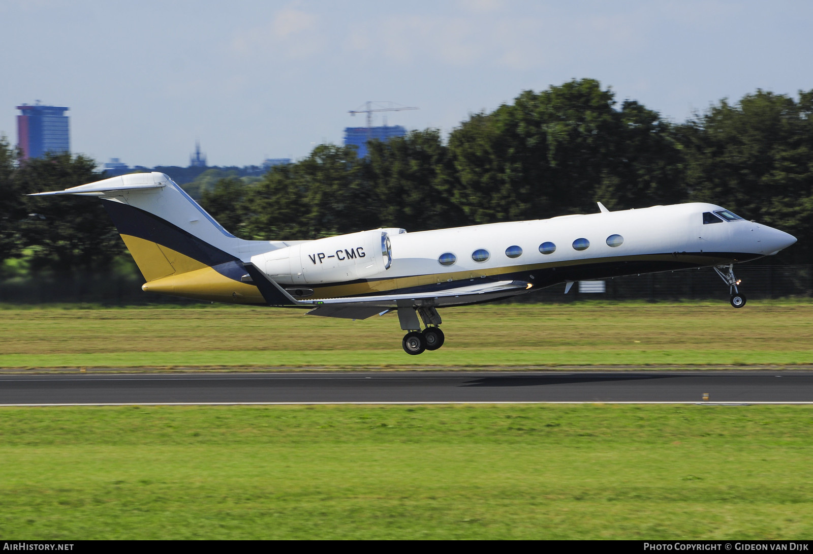 Aircraft Photo of VP-CMG | Gulfstream Aerospace G-IV-X Gulfstream G450 | AirHistory.net #796544