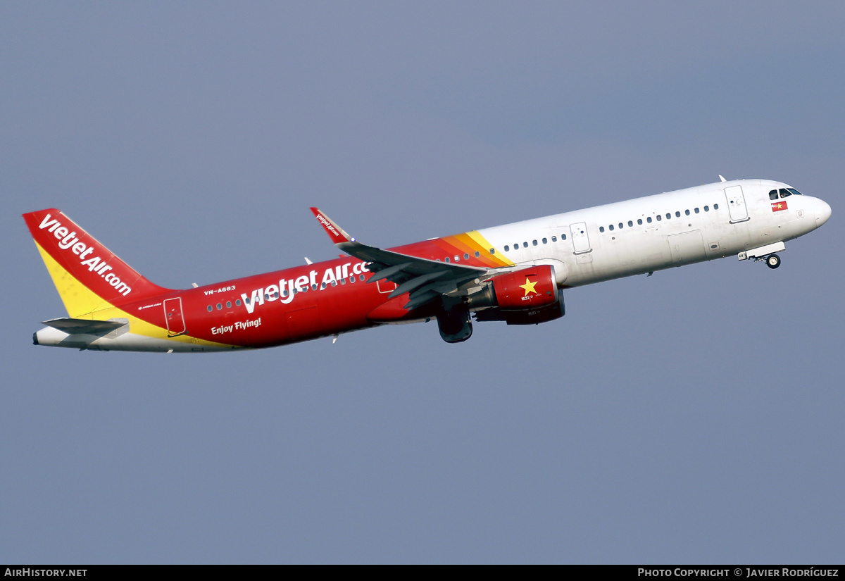 Aircraft Photo of VN-A683 | Airbus A321-211 | VietJet Air | AirHistory.net #796571