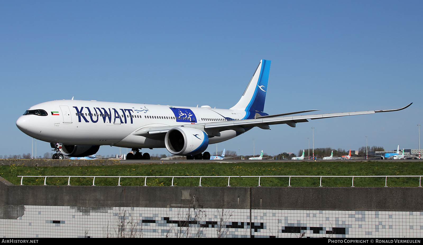 Aircraft Photo of 9K-API | Airbus A330-841N | Kuwait Airways | AirHistory.net #796625