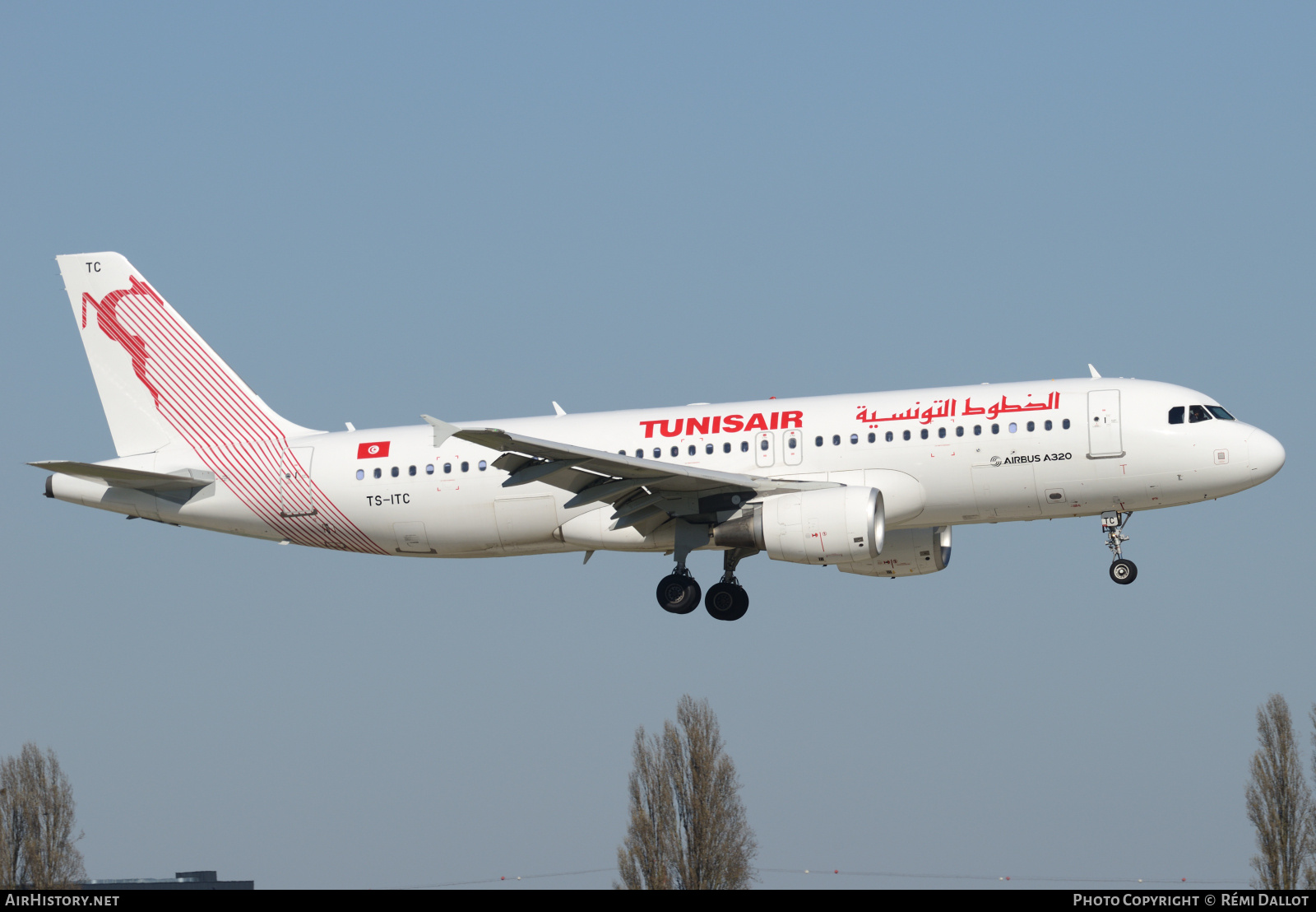 Aircraft Photo of TS-ITC | Airbus A320-214 | Tunisair | AirHistory.net #796633