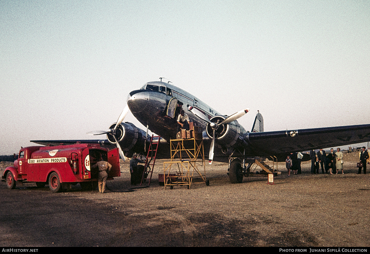 Aircraft Photo of OH-VKC | Douglas DC-3D | Kar-Air | AirHistory.net #796772
