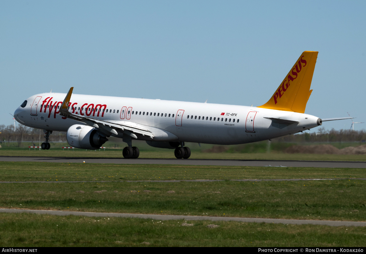 Aircraft Photo of TC-RFK | Airbus A320-251NX | Pegasus Airlines | AirHistory.net #796786